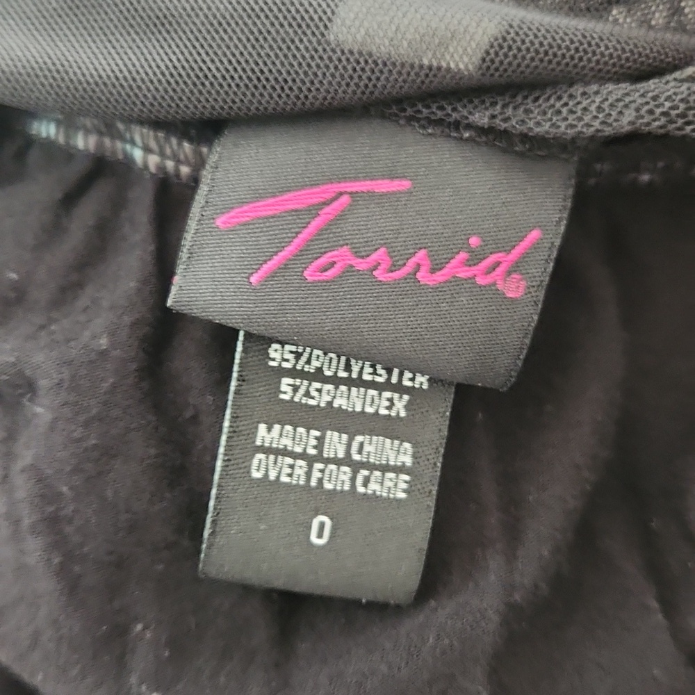 Torrid Top - Picture 5 of 5